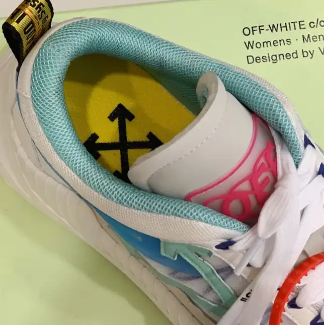 hype Off-White Sneakers