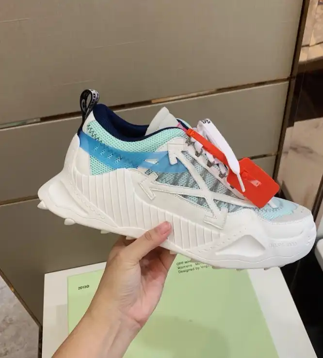 hype Off-White Sneakers