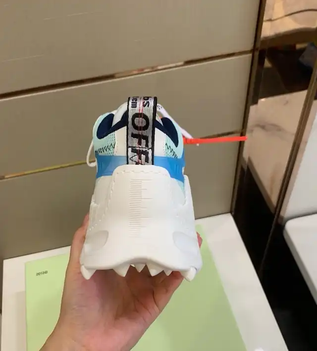 hype Off-White Sneakers