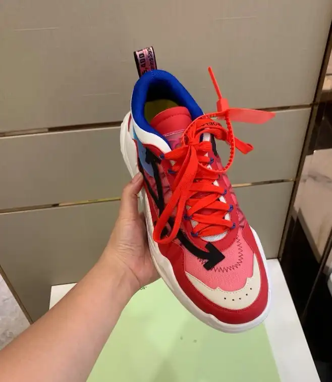 hype Off-White Sneakers