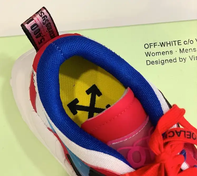 hype Off-White Sneakers