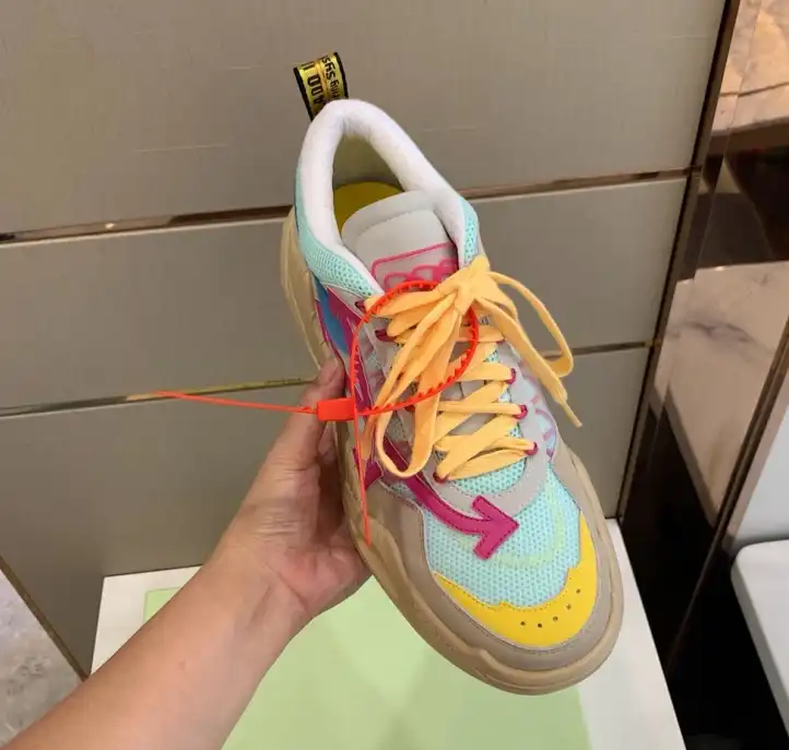 hype Off-White Sneakers