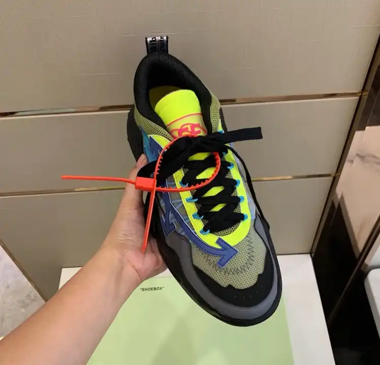 hype Off-White Sneakers