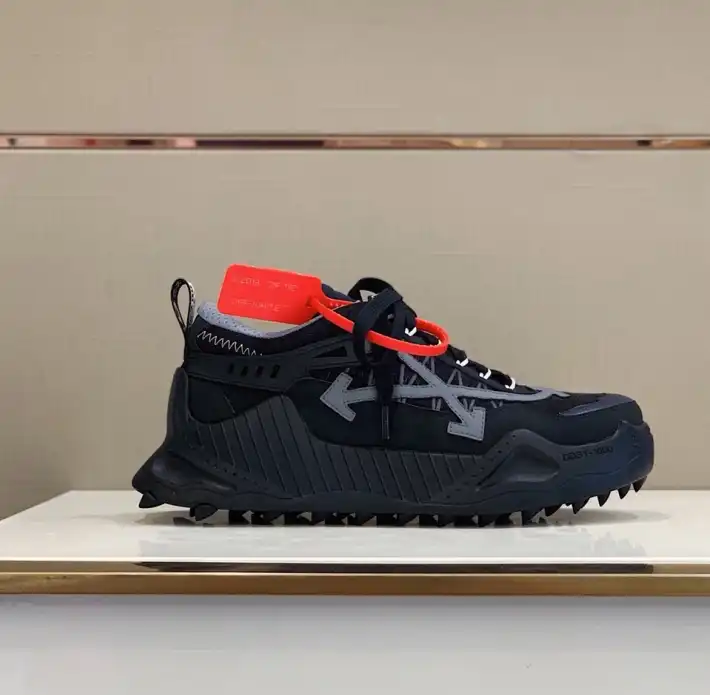 hype Off-White Sneakers