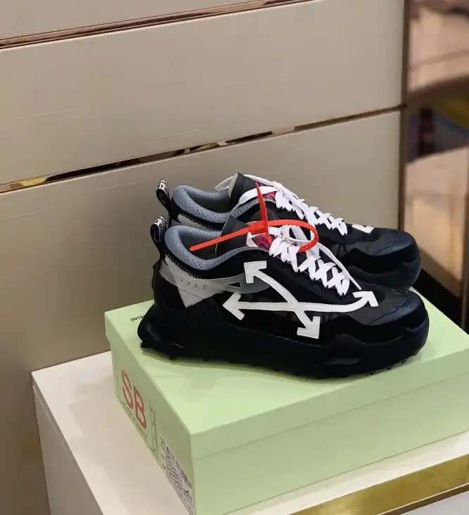 hype Off-White Sneakers