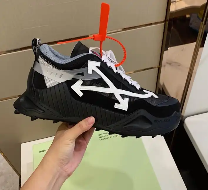 hype Off-White Sneakers