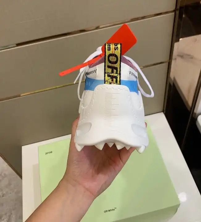 hype Off-White Sneakers