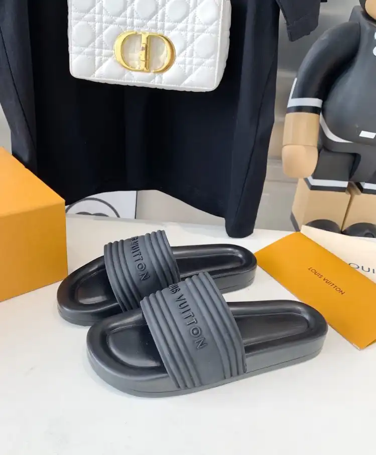 hype LV Slippers