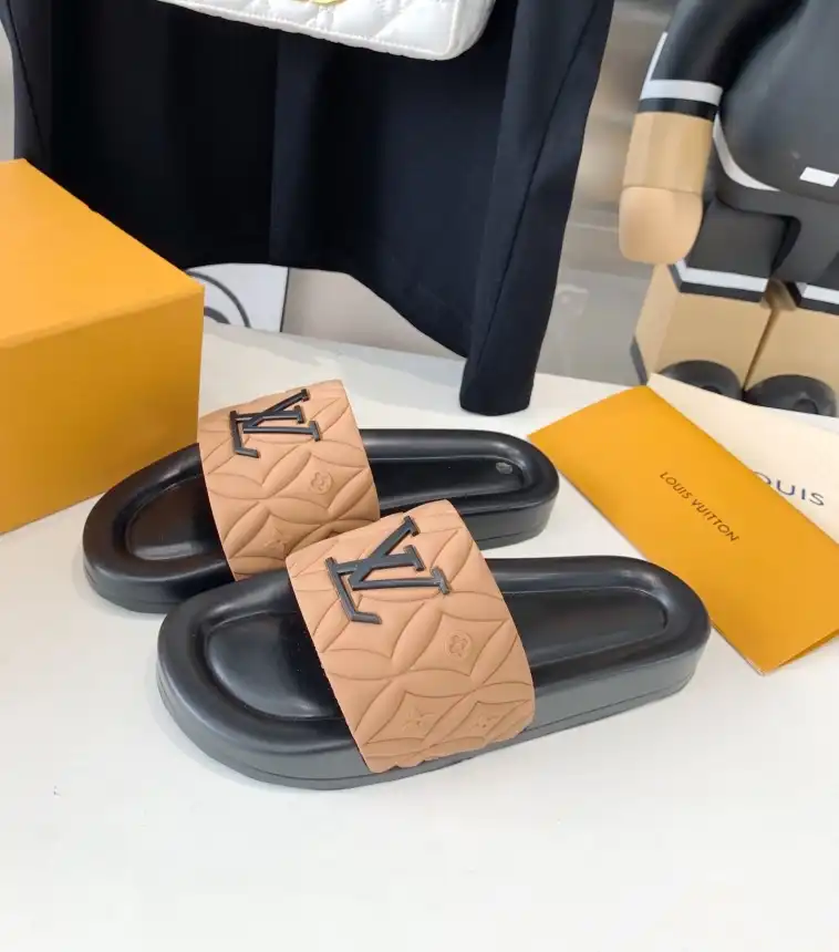 hype LV Slippers