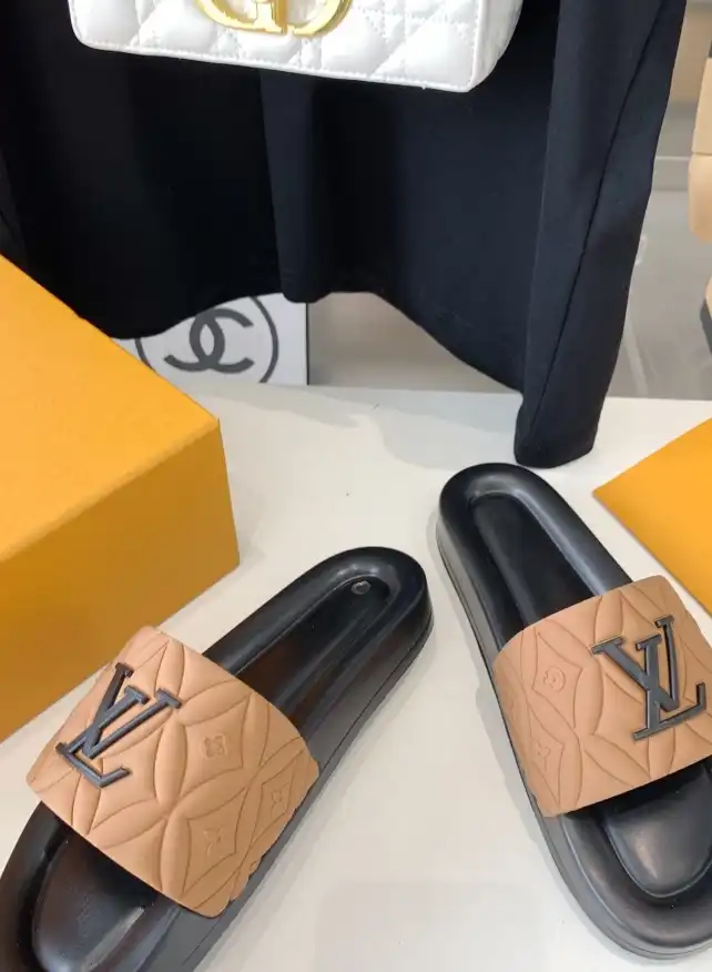 hype LV Slippers