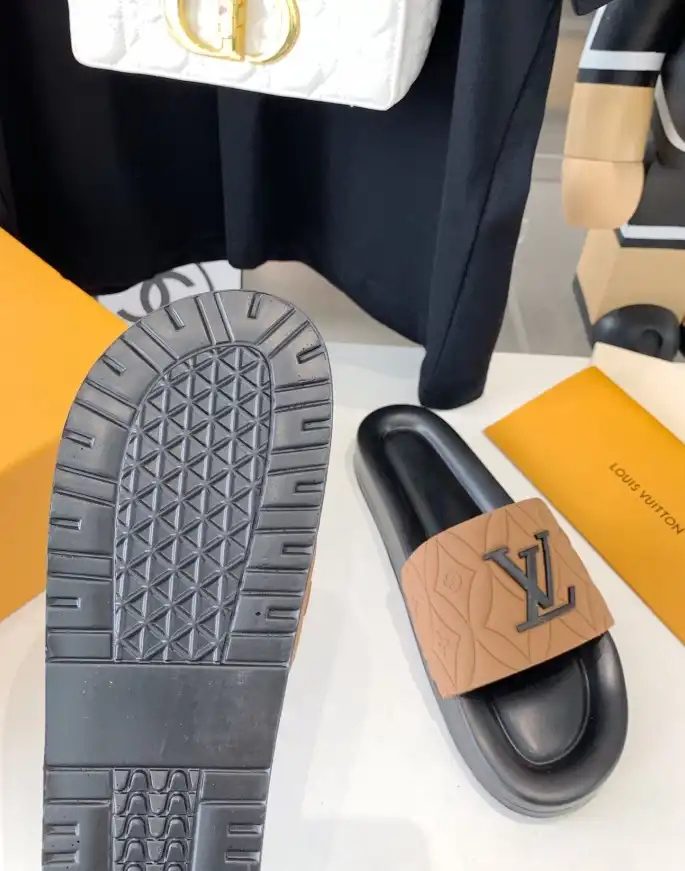 hype LV Slippers