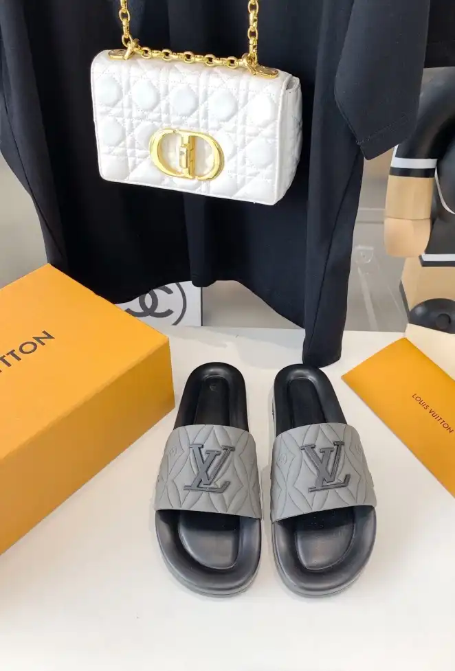 hype LV Slippers