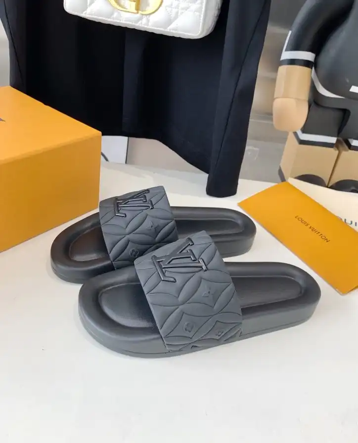 hype LV Slippers