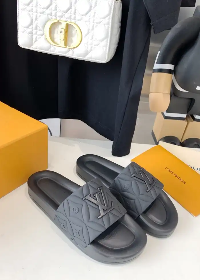 hype LV Slippers