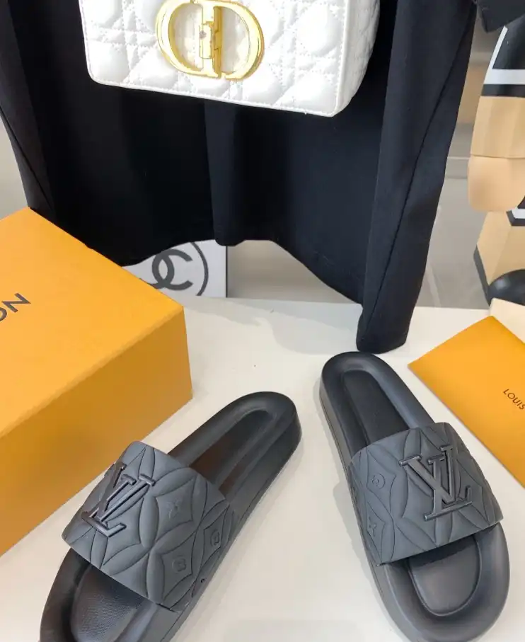 hype LV Slippers