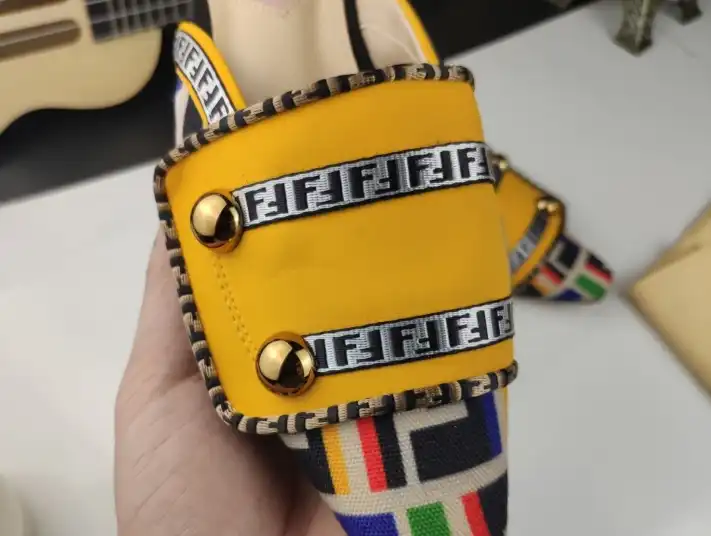 hype Fendi Slippers