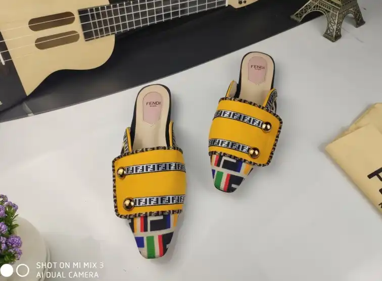 hype Fendi Slippers