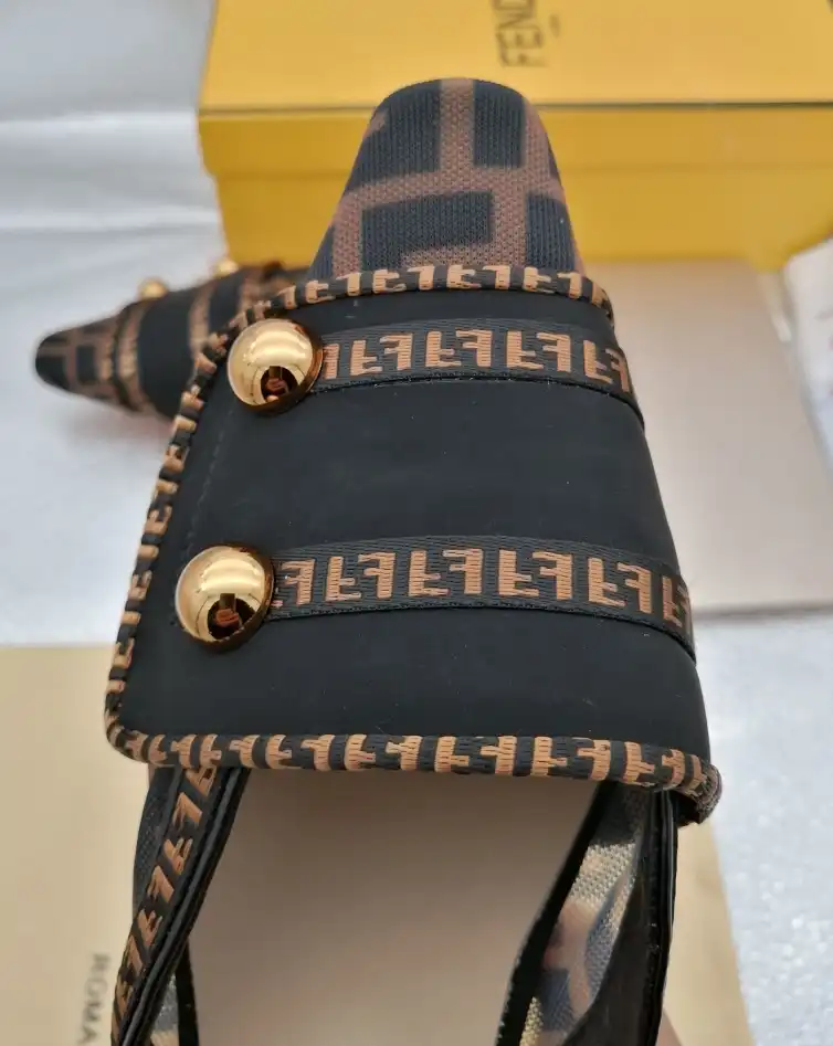 hype Fendi Slippers