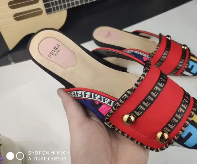 hype Fendi Slippers