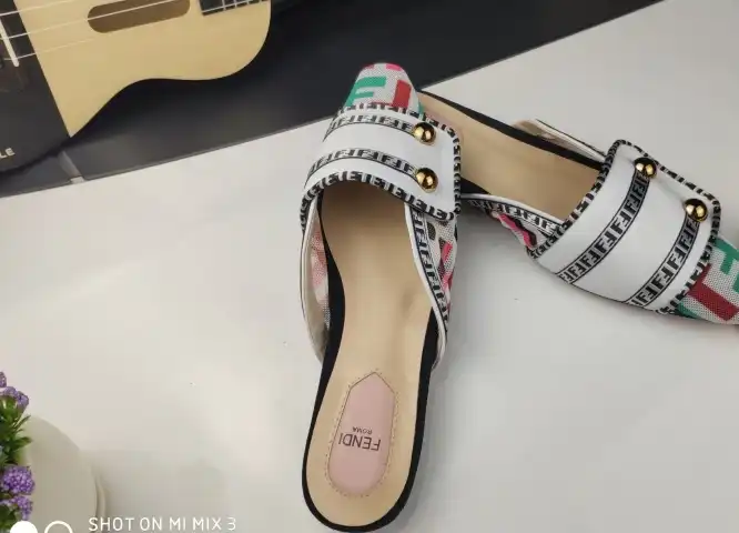 hype Fendi Slippers