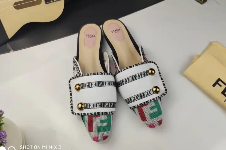 hype Fendi Slippers