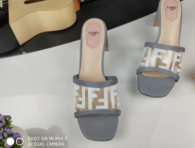 hype Fendi Slippers