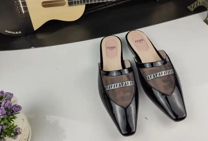 hype Fendi Slippers