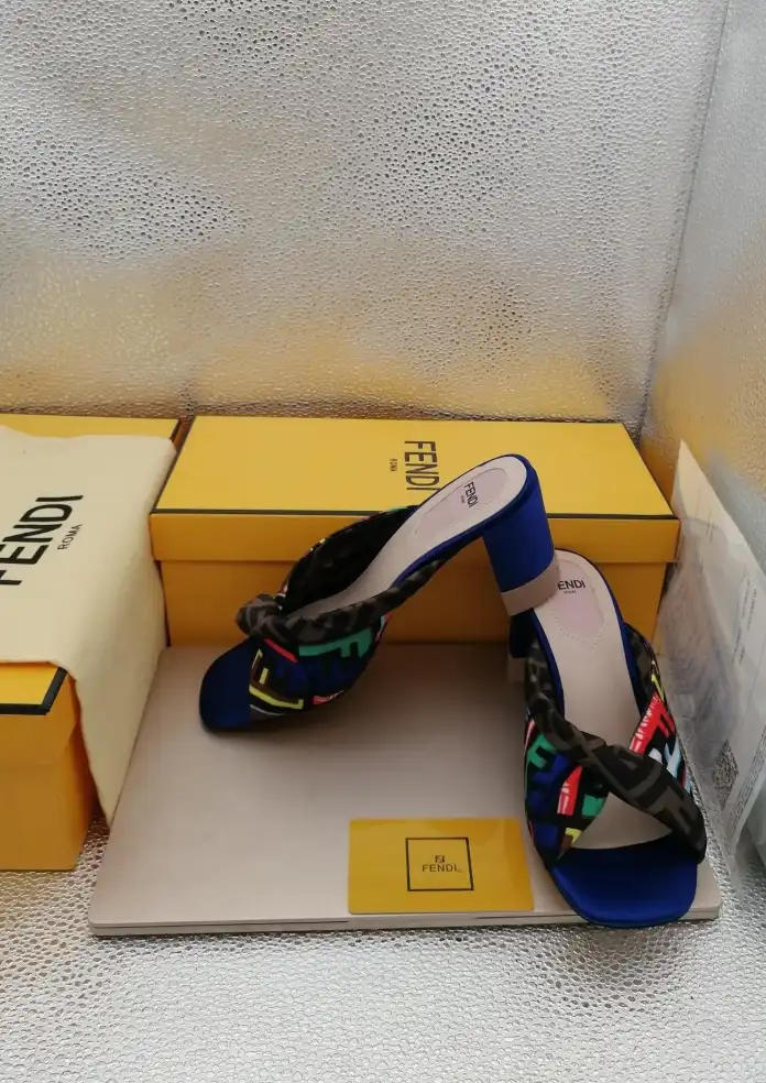 hype Fendi Slippers