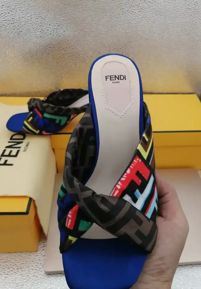 hype Fendi Slippers