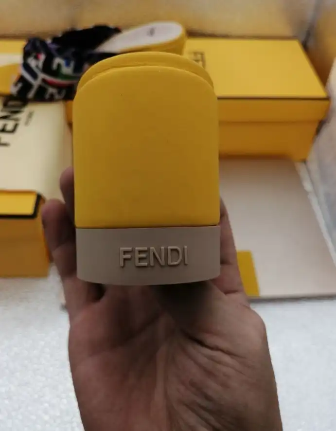 hype Fendi Slippers