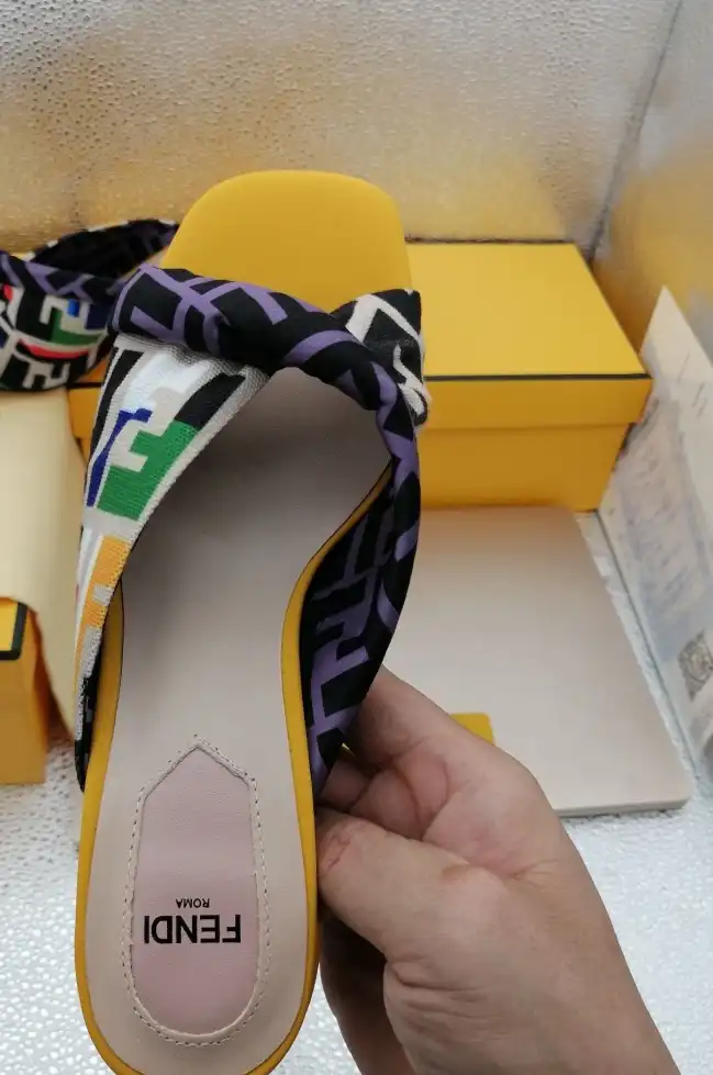 hype Fendi Slippers