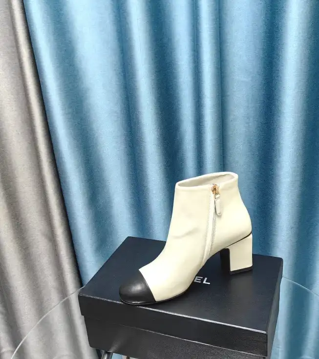 hype Chanel Boots