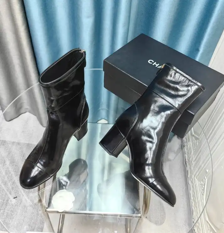 hype Chanel Boots