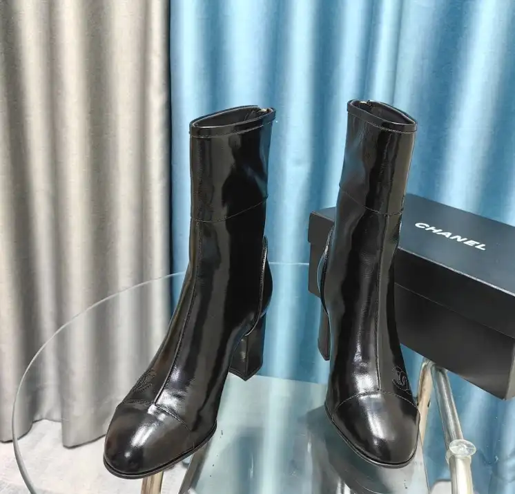 hype Chanel Boots