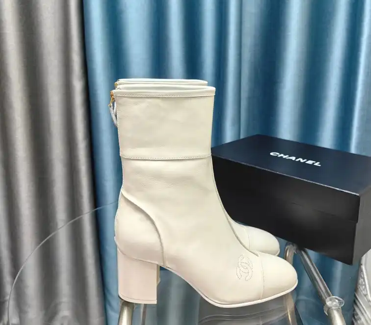 hype Chanel Boots