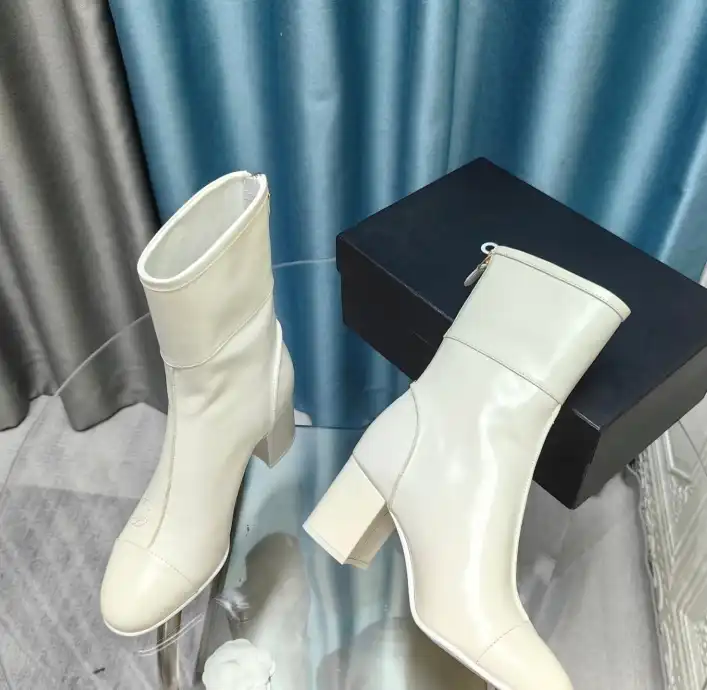 hype Chanel Boots