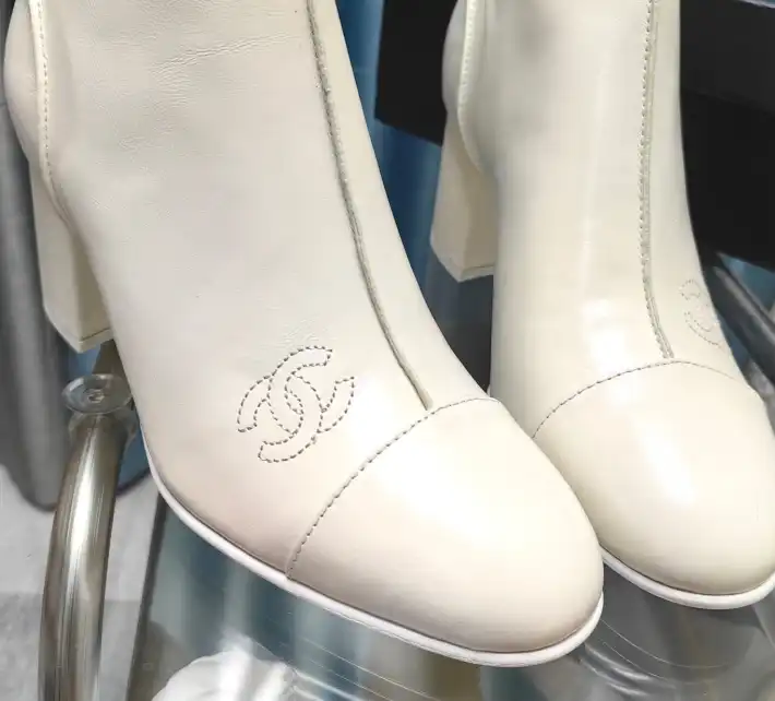 hype Chanel Boots