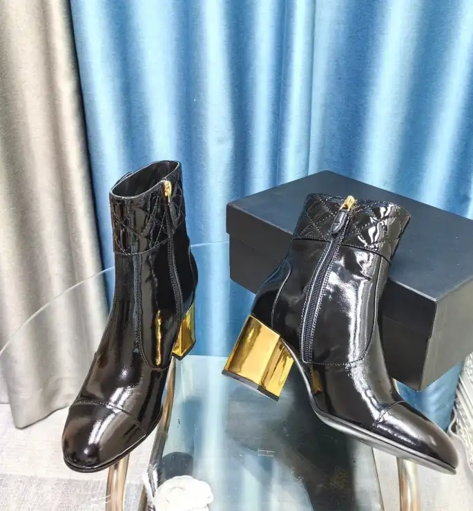 hype Chanel Boots