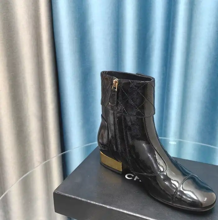 hype Chanel Boots