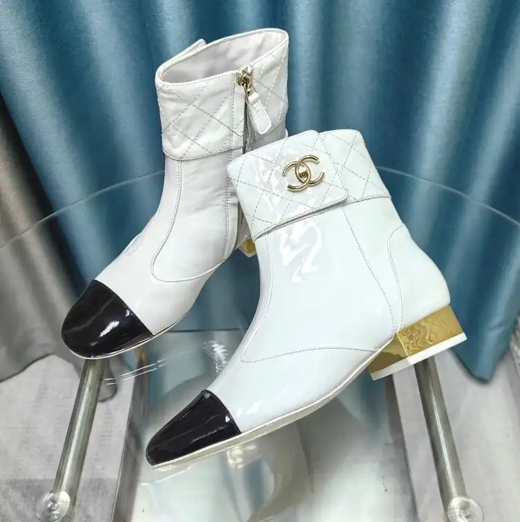 hype Chanel Boots