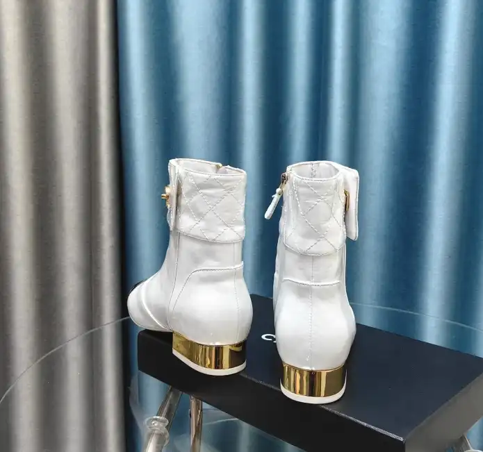 hype Chanel Boots