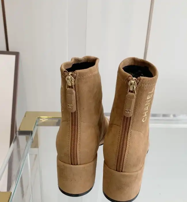 hype Chanel Boots