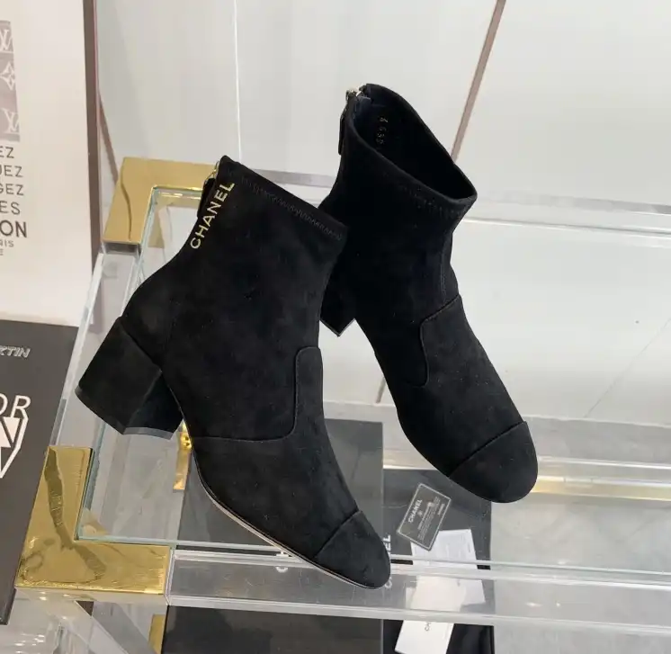 hype Chanel Boots