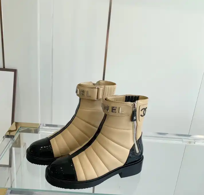 hype Chanel Boots