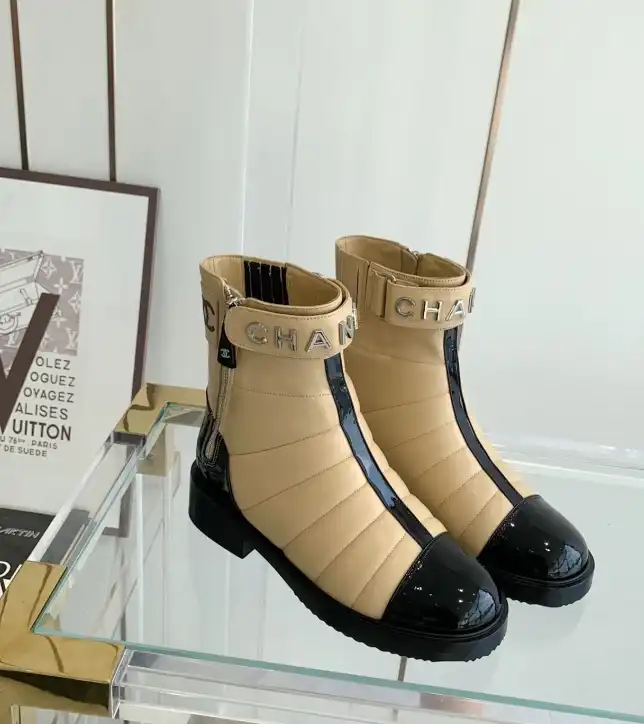 hype Chanel Boots