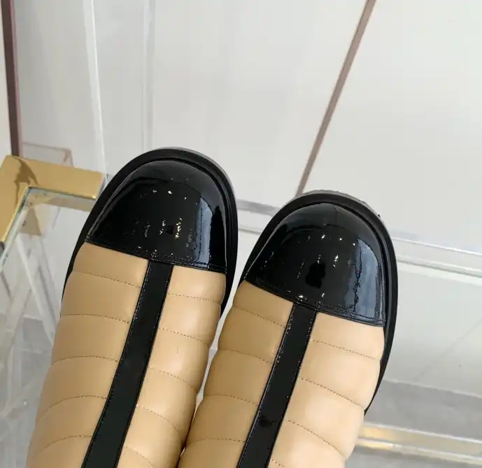 hype Chanel Boots