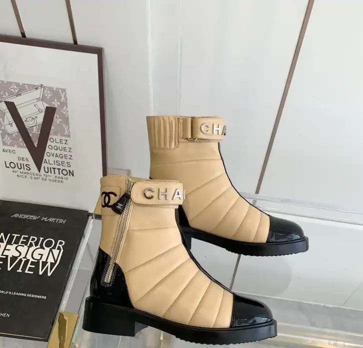 hype Chanel Boots