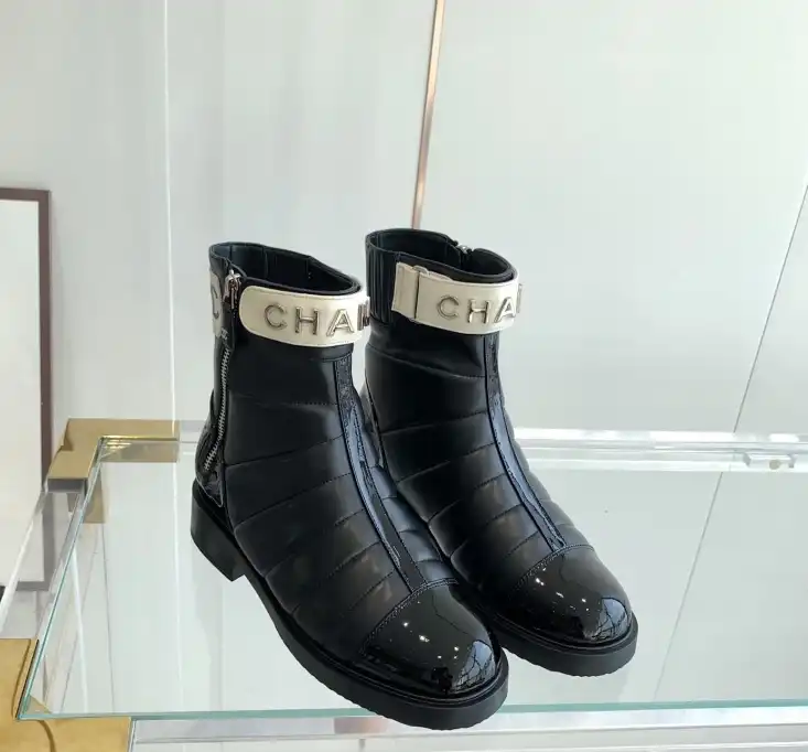 hype Chanel Boots