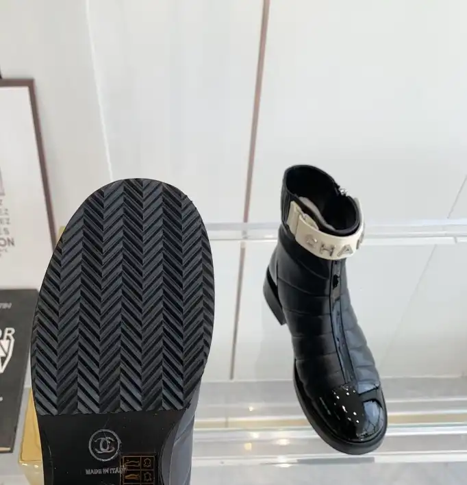 hype Chanel Boots