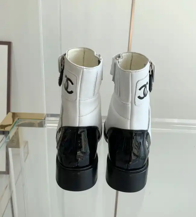 hype Chanel Boots